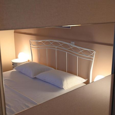 Evita'S Guesthouse Agia Marina Mikrolimanou 外观 照片