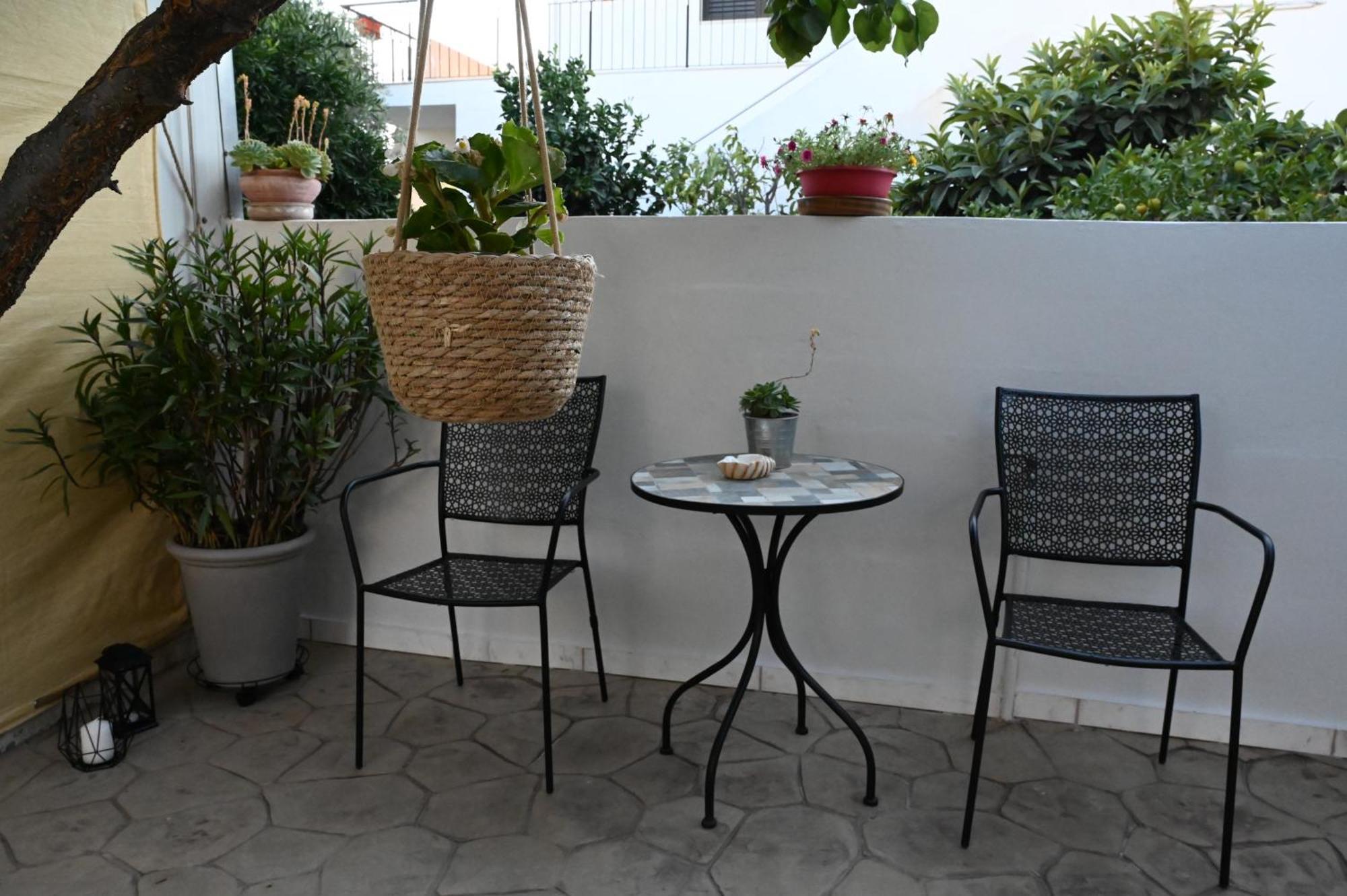 Evita'S Guesthouse Agia Marina Mikrolimanou 外观 照片